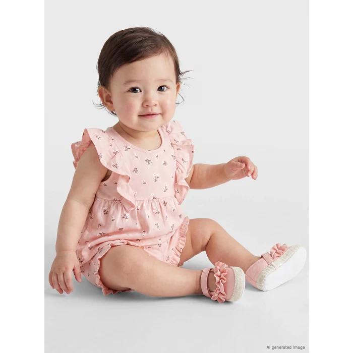 LCW baby Pembe Çiçekli Kız Bebek Şortlu Takım