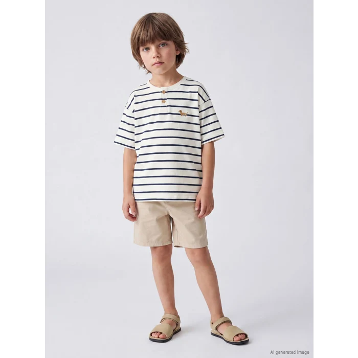 LCW Kids Bej Bisiklet Yaka Çizgili Erkek Çocuk Tişört