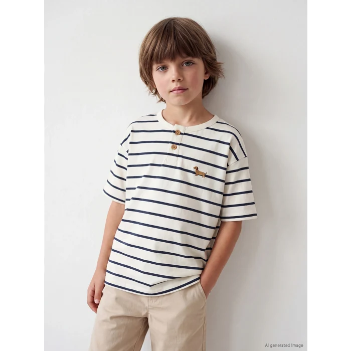 LCW Kids Bej Bisiklet Yaka Çizgili Erkek Çocuk Tişört