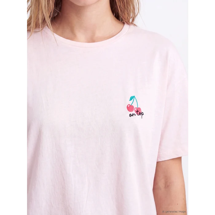 LCW Young Pembe Kiraz Baskılı Kadın Pijama Takım