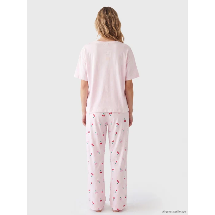 LCW Young Pembe Kiraz Baskılı Kadın Pijama Takım
