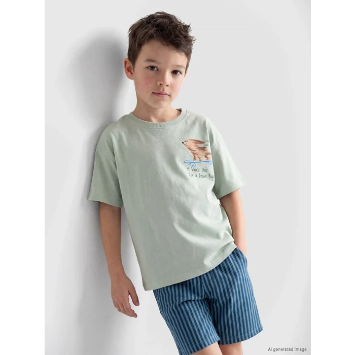 LCW Kids Yeşil Bisiklet Yaka Baskılı Erkek Çocuk Tişört
