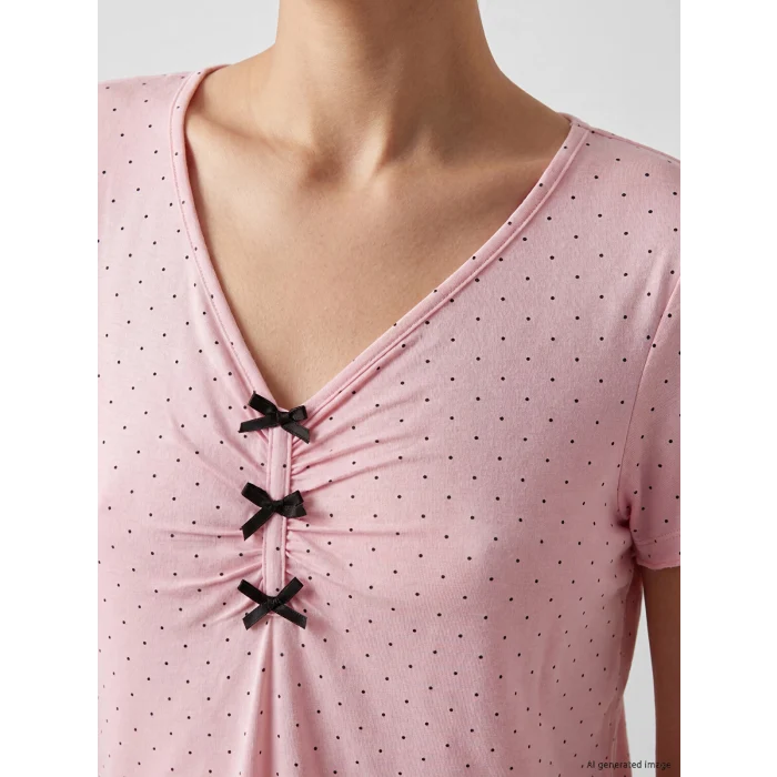 LCW DREAM Pembe V Yaka Puantiyeli Kadın Şortlu Pijama Takımı