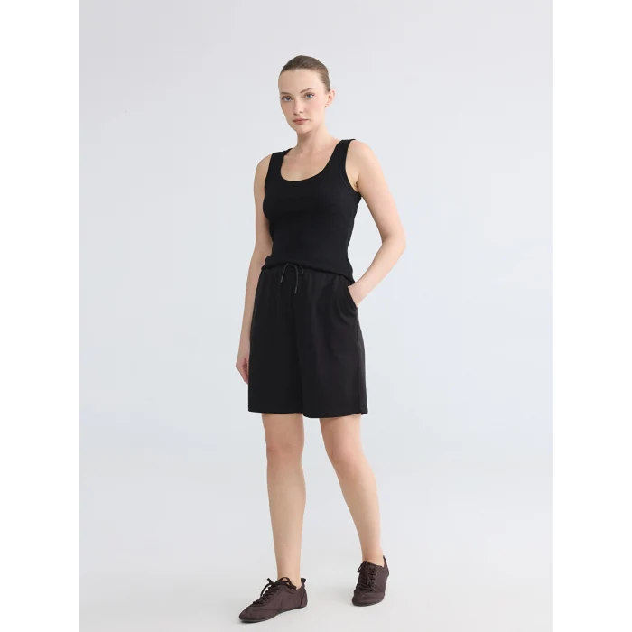 LCWAIKIKI Basic Siyah Beli Lastikli Kadın Şort