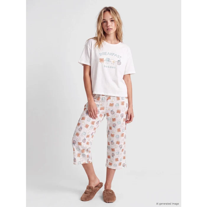 LCW Young Ekru Bisiklet Yaka Baskılı Kadın Kaprili Pijama Takımı