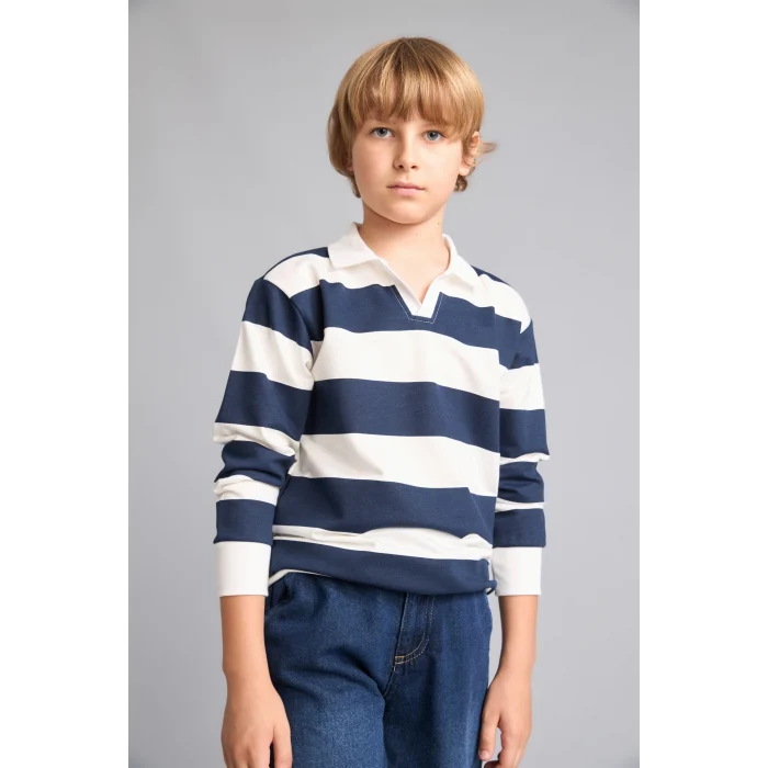 Defacto H7130A8NV256 Lacivert New Regular Fıt Uzun Kollu Apaş Yaka Pamuklu Lacivert Sweatshirt Erkek Çocuk