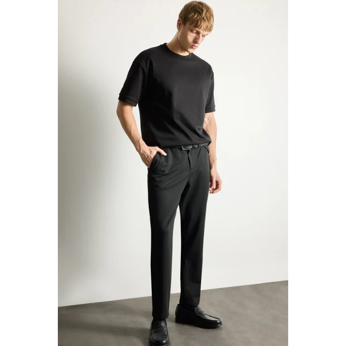Defacto T6317AZBK27 Siyah Esnek Kumaş Jogger Düz Paça Her Yöne Esneyen Kumaş Pantolon