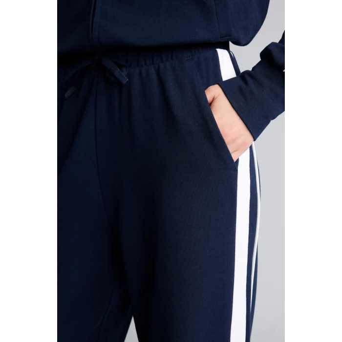 Defacto H1993AXNV238 Lacivert Ultra Yumuşak Pamuklu Straıght Fıt Standart Paça Standart Boy Modal Sporcu Lacivert Eşofman Altı