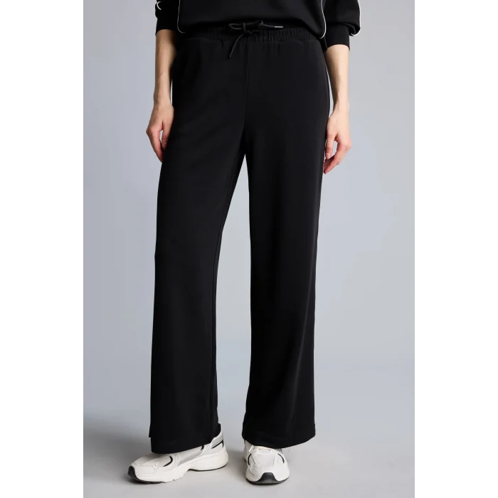 Defacto H7168AXBK81 Siyah Relax Fit Şerit Detaylı Geniş Paça Standart Boy Modal Sporcu Eşofman Altı