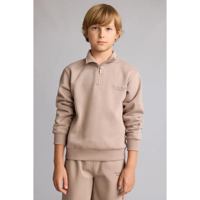 Defacto H9689A8BN615 Kahve Regular Fit Yarım Fermuarlı Dik Yaka İçi Yumuşak Tüylü Yazı İşlemeli Sweatshirt Erkek Çocuk