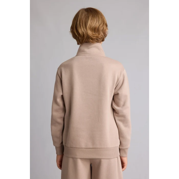 Defacto H9689A8BN615 Kahve Regular Fit Yarım Fermuarlı Dik Yaka İçi Yumuşak Tüylü Yazı İşlemeli Sweatshirt Erkek Çocuk