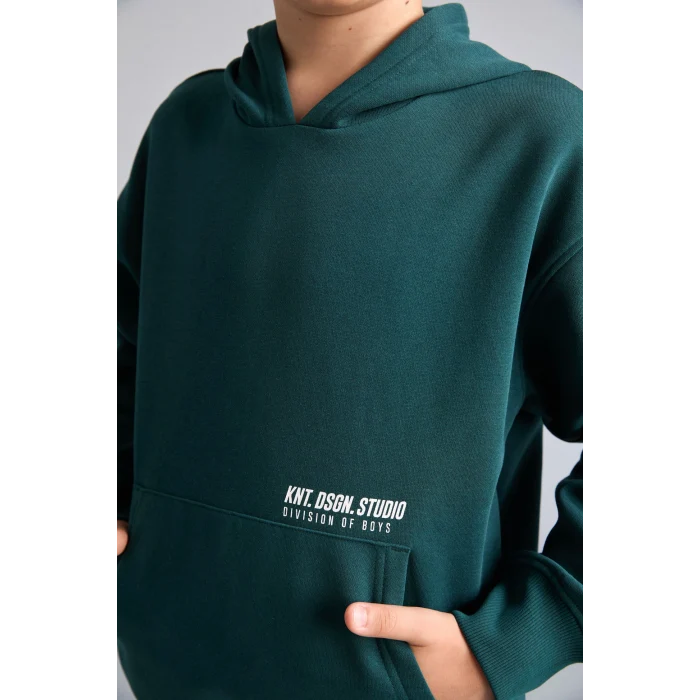 Defacto H9682A8GN1040 Yeşil Regular Fit Kapüşonlu Baskılı Kanguru Cepli Kalın Kumaş Sweatshirt Erkek Çocuk