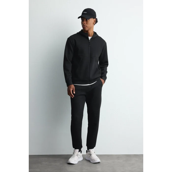Defacto Z9112AZBK81 Siyah Ultra Yumuşak Slim Fit Standart Paça Skuba Dalgıç Kumaş Jogger Eşofman Altı