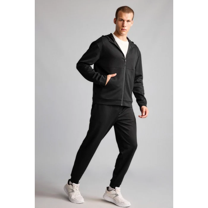 Defacto Z9112AZBK81 Siyah Ultra Yumuşak Slim Fit Standart Paça Skuba Dalgıç Kumaş Jogger Eşofman Altı