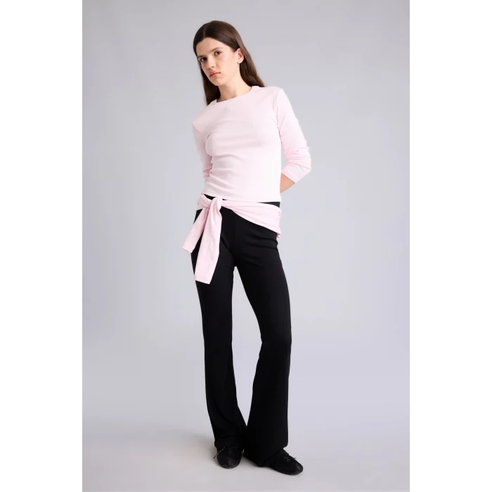 Defacto E0628AXBK81 Siyah Flare Fıt Ribana Siyah Pantolon