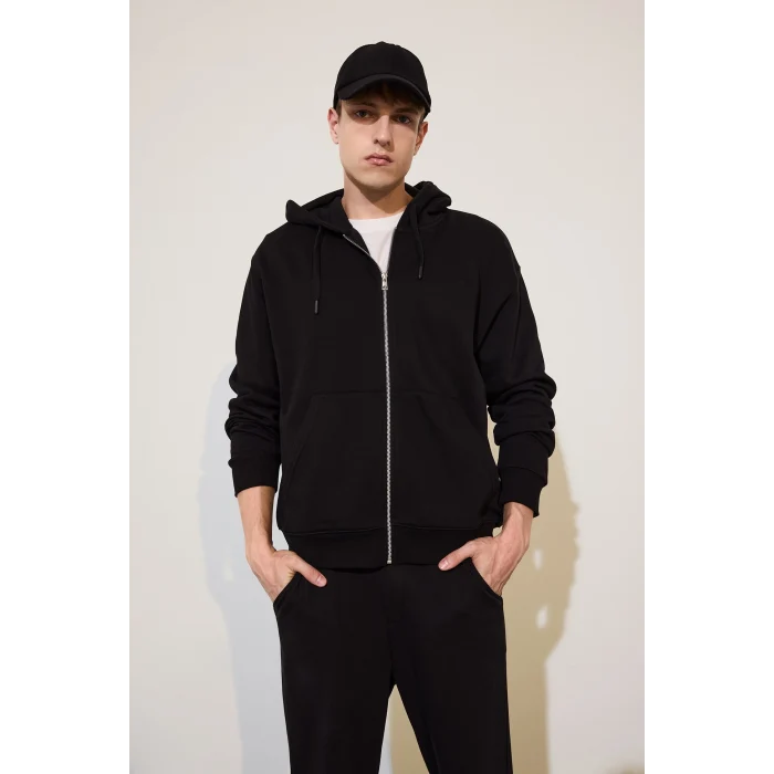 Defacto D7599AXBK81 Siyah Relax Fıt Kapüşonlu İçi Yumuşak Tüylü Kalın Kumaş Fermuarlı Sweatshirt