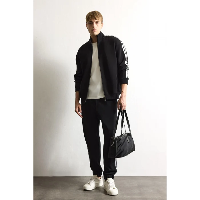 Defacto F0106AXBK81 Siyah Nefes Alabilen Boxy Fit Fermuarlı Dik Yaka Sweatshirt