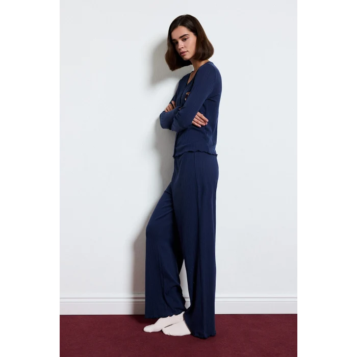 Defacto H4375AXNV241 Lacivert Regular Fit Uzun Kollu Hırka Üst Geniş Paça Alt Pijama Takımı