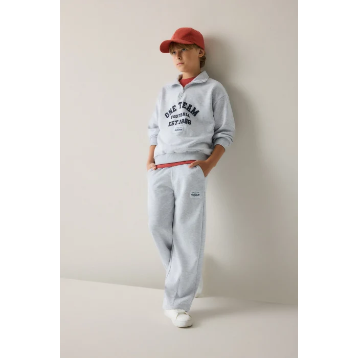Defacto H9892A8GR400 Gri Regular Fıt Uzun Kollu Dik Yaka Pamuklu Baskılı Sweatshirt Erkek Çocuk