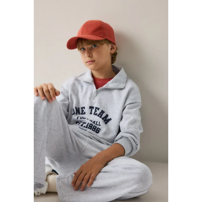 Defacto H9892A8GR400 Gri Regular Fıt Uzun Kollu Dik Yaka Pamuklu Baskılı Sweatshirt Erkek Çocuk