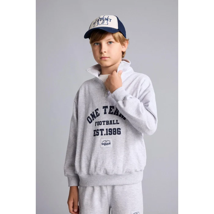 Defacto H9892A8GR400 Gri Regular Fıt Uzun Kollu Dik Yaka Pamuklu Baskılı Sweatshirt Erkek Çocuk