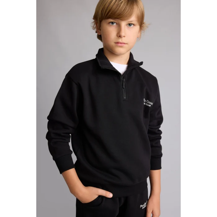 Defacto H9689A8BK81 Siyah Regular Fit Yarım Fermuarlı Dik Yaka İçi Yumuşak Tüylü Yazı İşlemeli Sweatshirt Erkek Çocuk