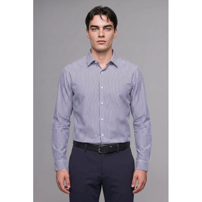 Defacto D6003AXWT34 Beyaz Modern Fit Polo Yaka Çizgili Kırışık Dokulu Uzun Kollu Gömlek