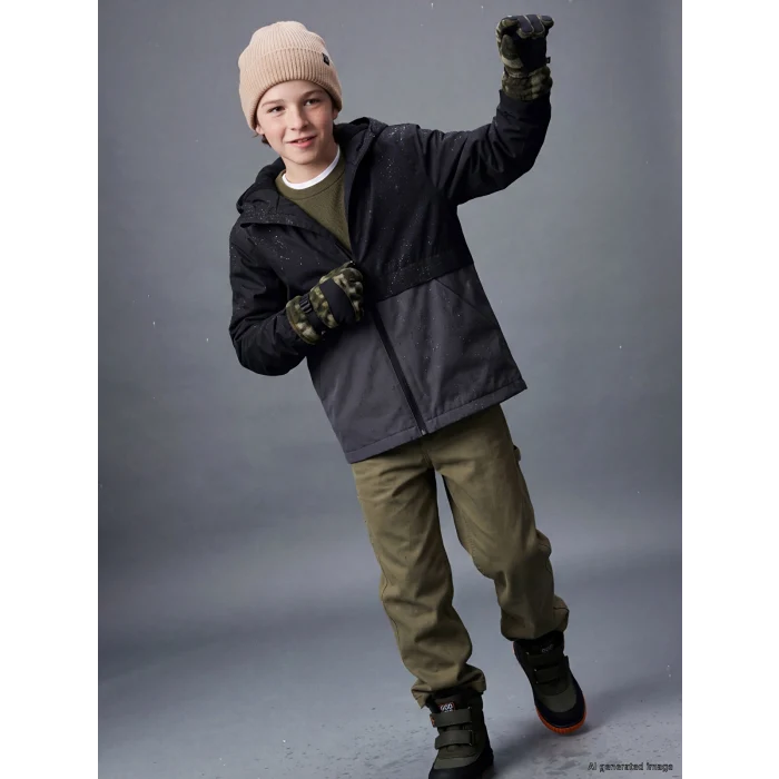 LCW Kids Siyah Su İtici Erkek Çocuk Yağmurluk