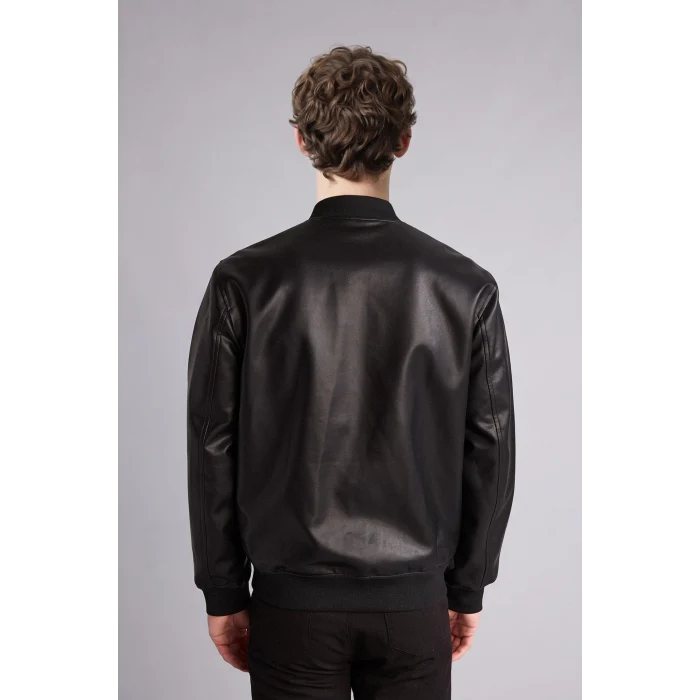 Defacto Y5367AZBK27 Siyah Su Geçirmez Slim Fit Kolej Yaka Ribanalı Fermuarlı Suni Deri Bomber Mont