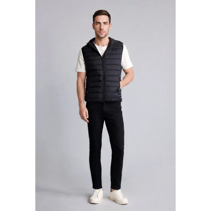 Defacto N4652AZBK27 Siyah Su İtici Slim Fit Kapüşonlu Yelek
