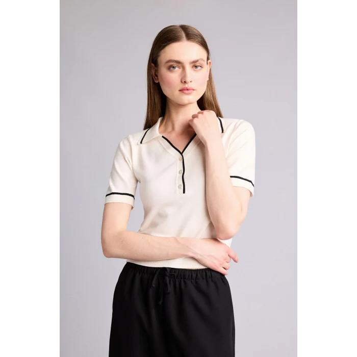 Defacto G9226AXER105 Ekru Ultra Yumuşak Regular Fıt Polo Yaka Kısa Kollu Tişört