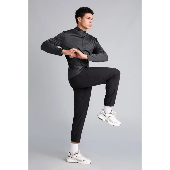 Defacto H6170AXBK81 Siyah Standart Fit Paçası Lastikli Dokuma Jogger