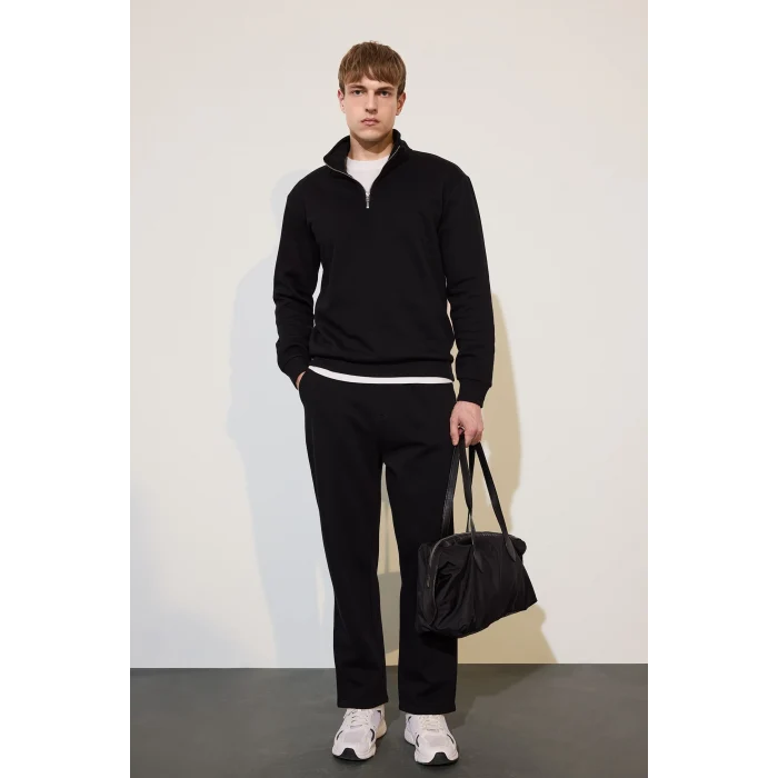 Defacto X7405AZBK81 Siyah Regular Fit Dik Yaka Yarım Fermuarlı Basic Sweatshirt