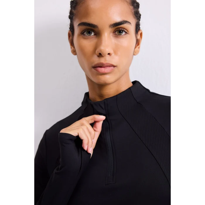 Defacto H5210AXBK81 Siyah Slim Fit Esnek Kumaş Dik Yaka Yarım Fermuarlı Sporcu Uzun Kollu Basic Tişört