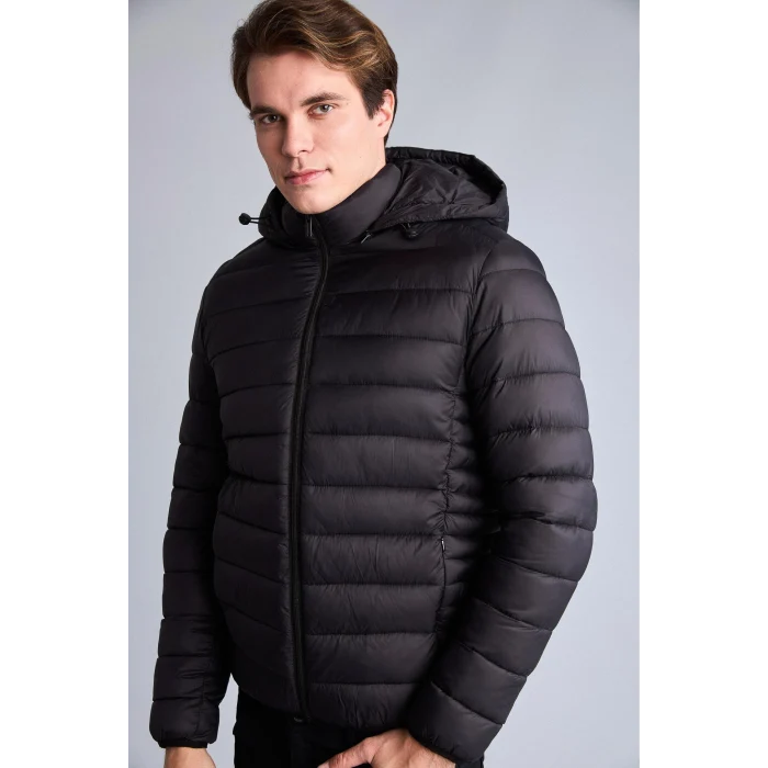 Defacto N4661AZBK27 Siyah Sıcak Tutan Su İtici Slim Fit Mont