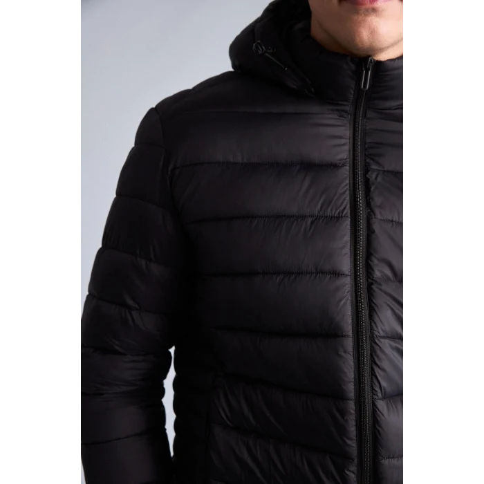 Defacto N4661AZBK27 Siyah Sıcak Tutan Su İtici Slim Fit Mont