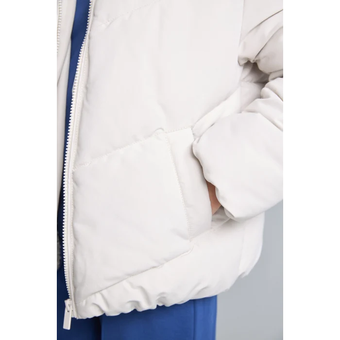 Defacto H8014A8ER37 Ekru Oversize Peluş Yaka İçi Detaylı Kapitone Fermuarlı Şişme Mont Kız Çocuk