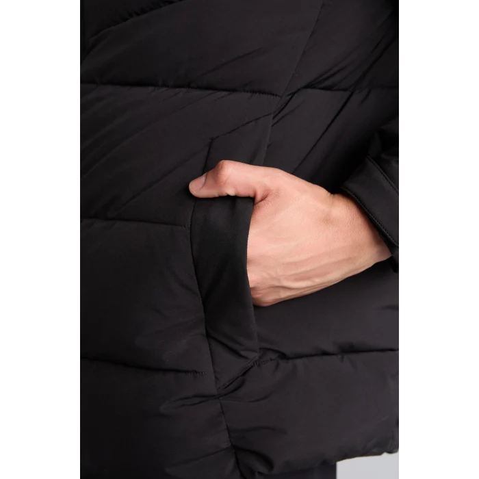 Defacto E9491AXBK81 Siyah Sıcak Tutan Su İtici Rüzgar Geçirmez Regular Fit Kapüşonlu Fermuarlı Cepli Kışlık Mont