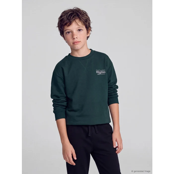 LCW Kids Yeşil Bisiklet Yaka Erkek Çocuk Kalın Sweatshirt