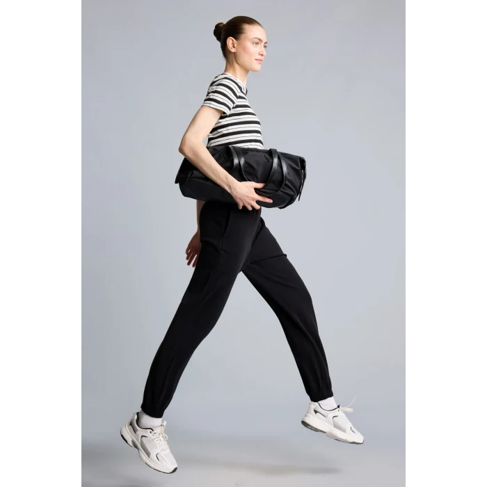 Defacto H7167AXBK81 Siyah Standart Fit Jogger Paça Cepli Modal Sporcu Eşofman Altı