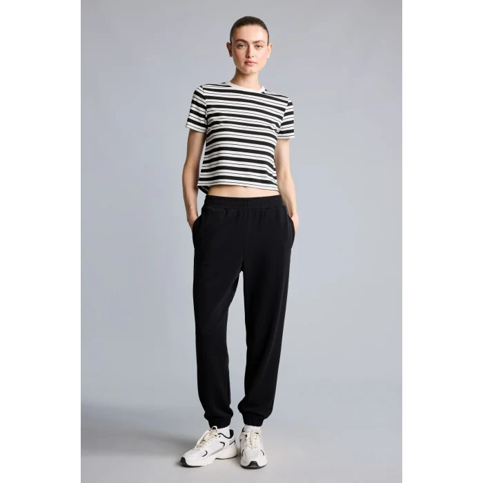 Defacto H7167AXBK81 Siyah Standart Fit Jogger Paça Cepli Modal Sporcu Eşofman Altı
