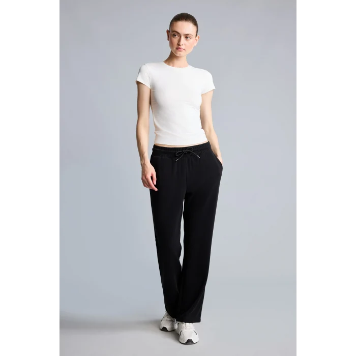 Defacto H7169AXBK81 Siyah Straight Fit Beli Bağcıklı Standart Paça Modal Sporcu Eşofman Altı