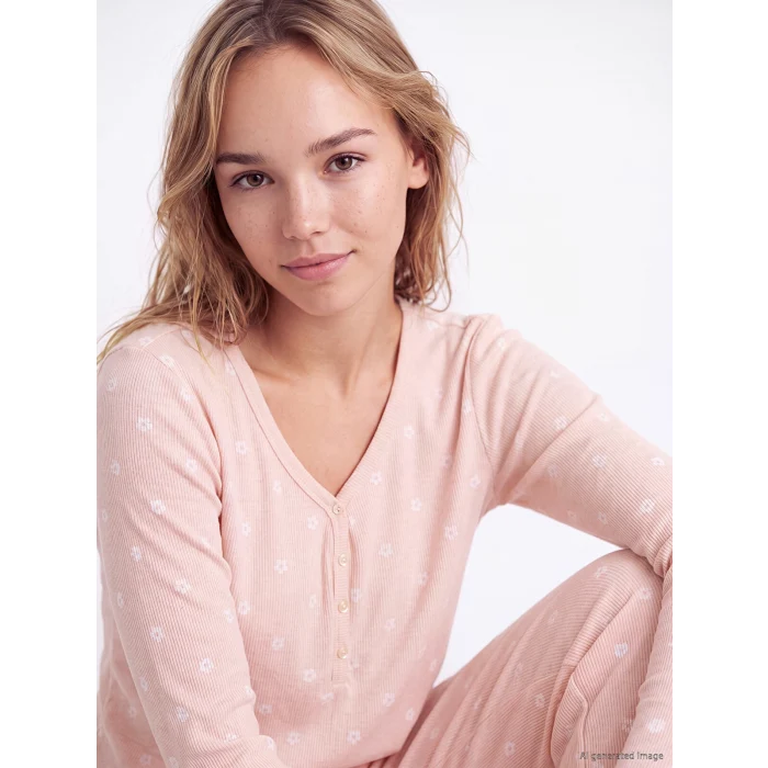 LCW Young Pembe V Yaka Çiçekli Kadın Pijama Takım