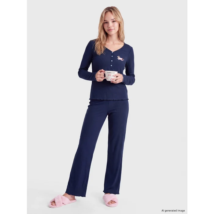 LCW Young Lacivert V Yaka Nakışlı Kadın Pijama Takım