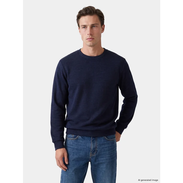 LCWAIKIKI Classic Lacivert Bisiklet Yaka Erkek Sweatshirt