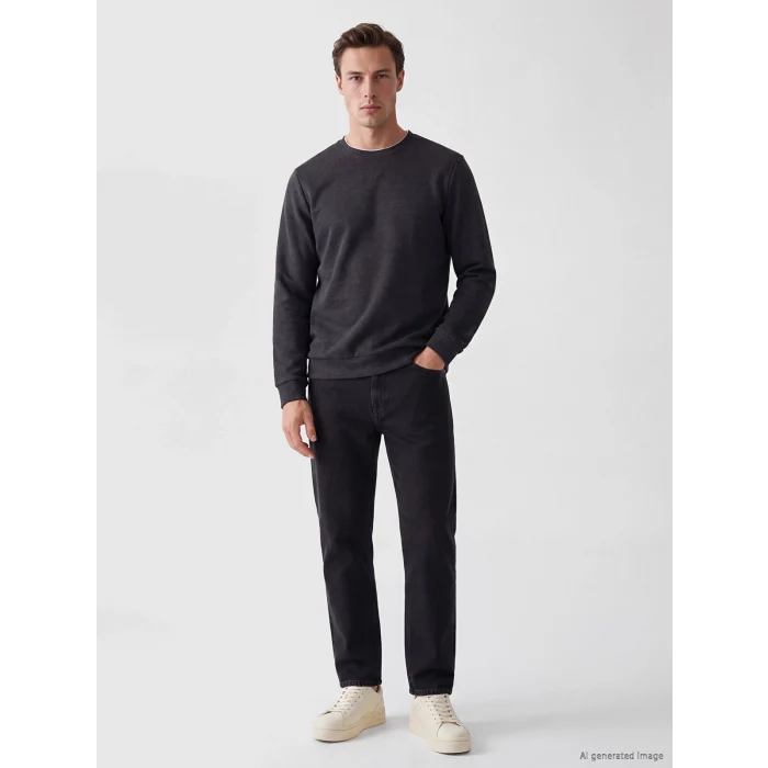 LCWAIKIKI Classic Siyah Bisiklet Yaka Erkek Sweatshirt