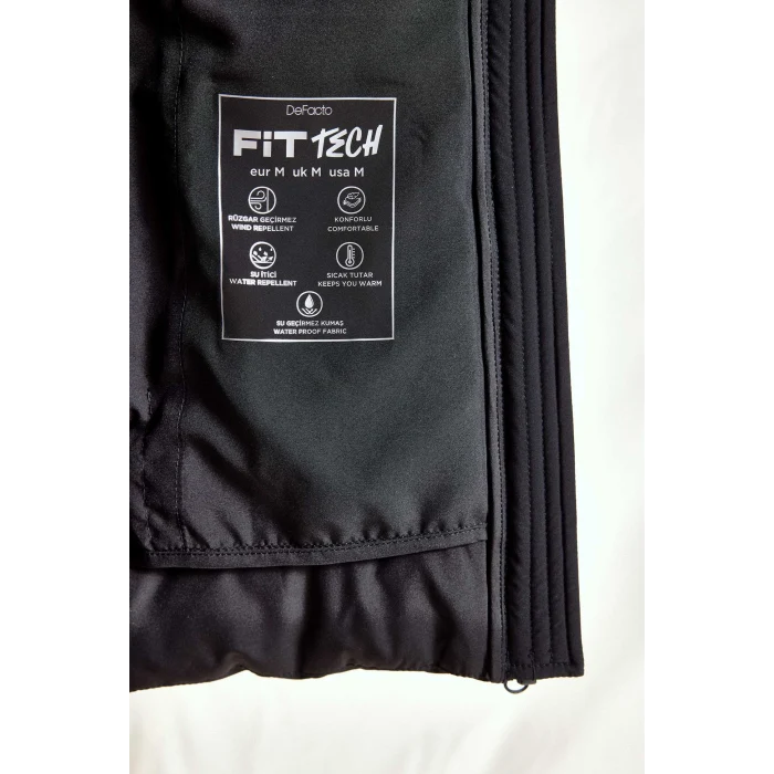 Defacto E9253AXBK81 Siyah Rüzgar Geçirmez Su İtici Regular Fit Kapüşonlu Fermuarlı Cepli Şişme Mont