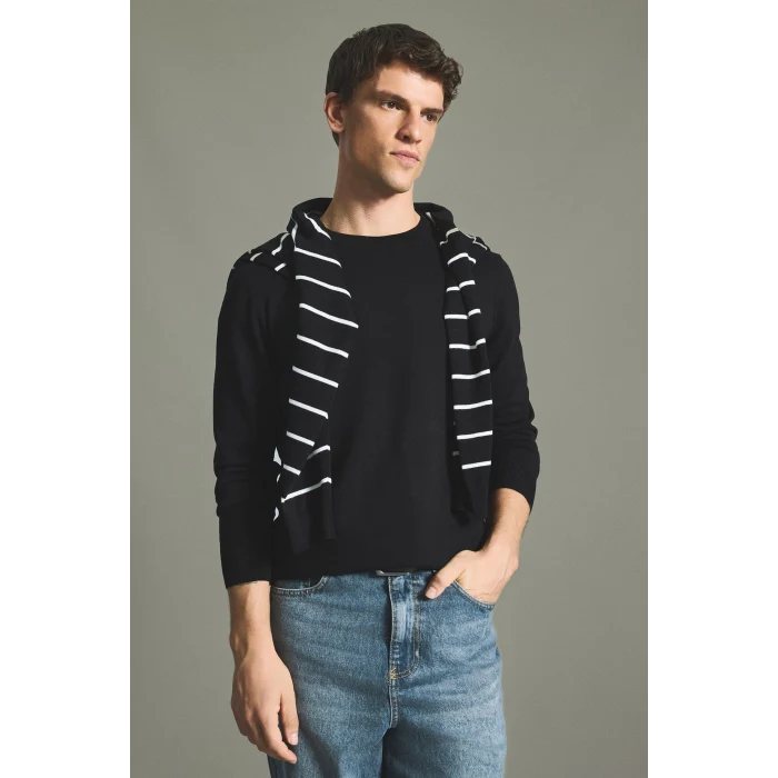 Defacto A5268AXBK81 Siyah Regular Fit Bisiklet Yaka Basic Triko Kazak
