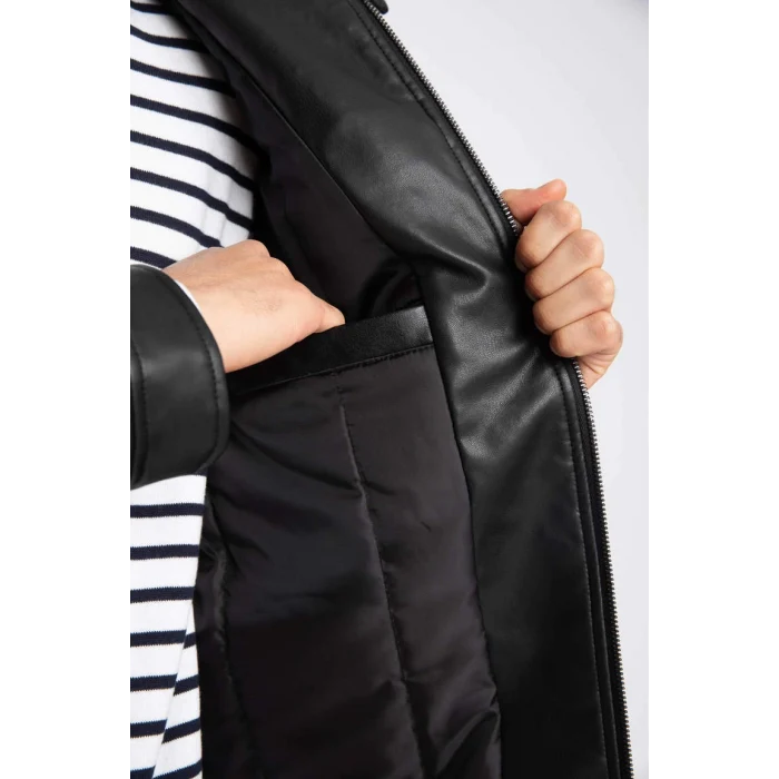 A0547 Su İtici Slim Fit Dik Yaka Suni Deri Mont