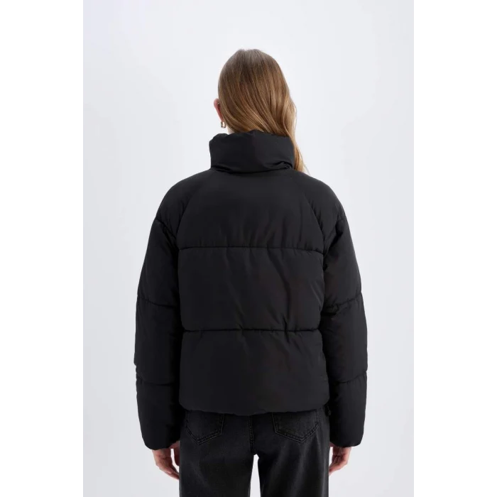 A0613 Su İtici Şişme Mont Dik Yaka Fermuarlı Cepli Kısa